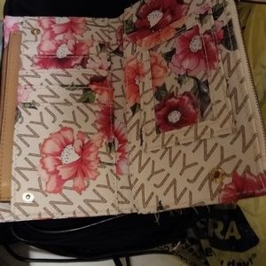 NY wallet
